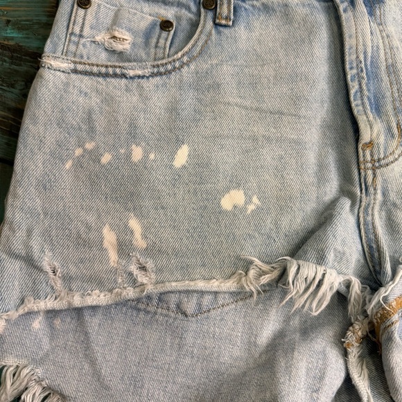 One Teaspoon High Waist Bonita Bleached Raw Hem Denim Jean Shorts Size 28 - Picture 12 of 14